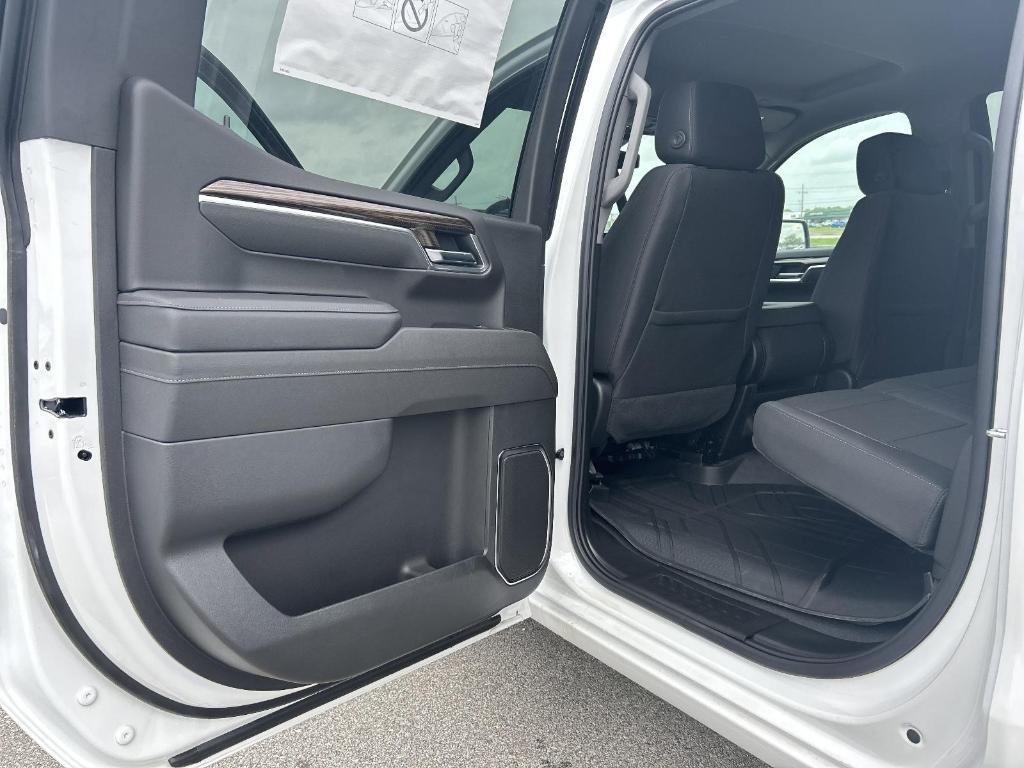 new 2025 Chevrolet Silverado 1500 car, priced at $46,780