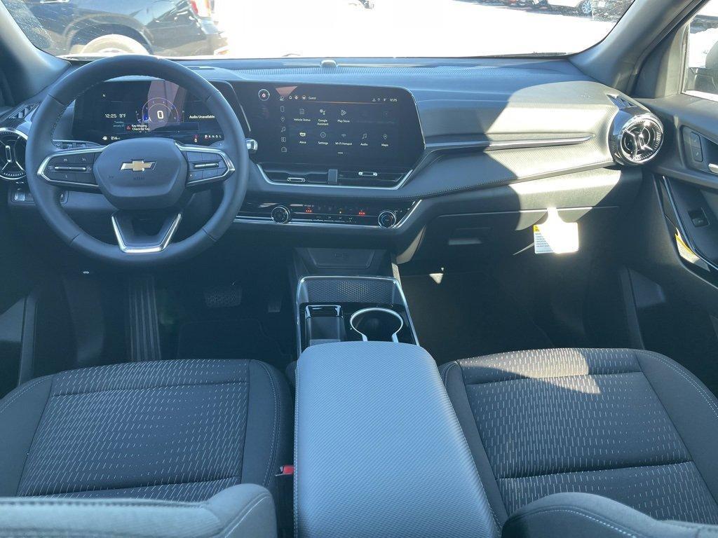 new 2025 Chevrolet Equinox car, priced at $28,495