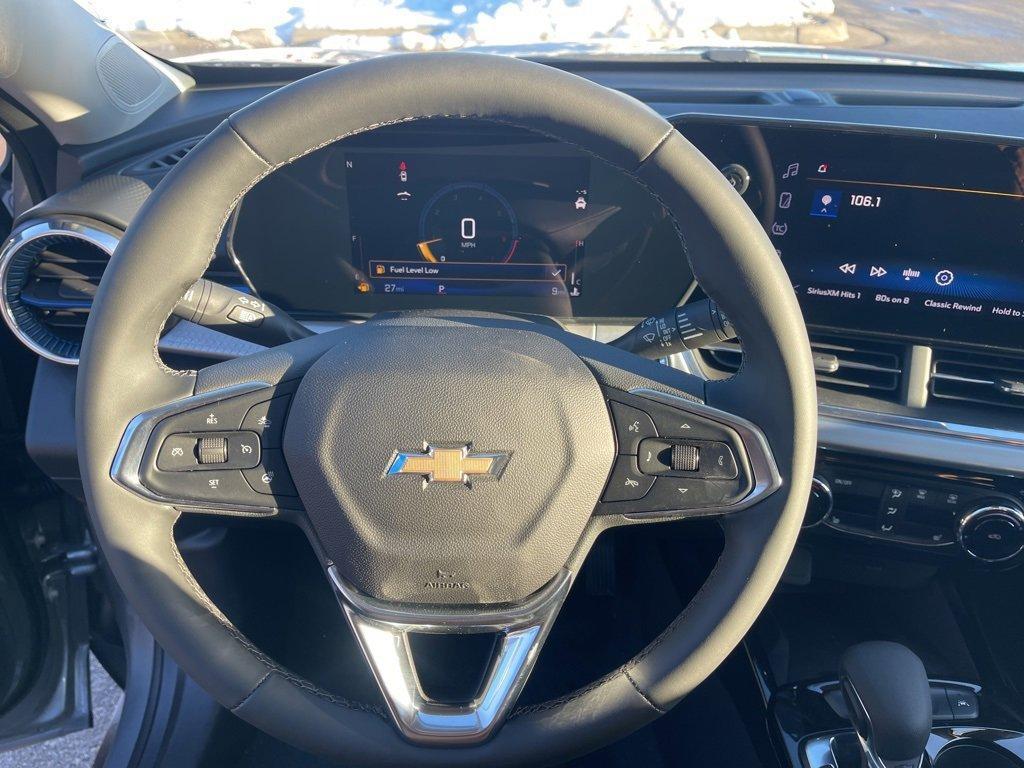 new 2025 Chevrolet Trax car, priced at $25,655