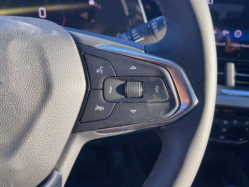 new 2025 Chevrolet Trax car, priced at $25,655