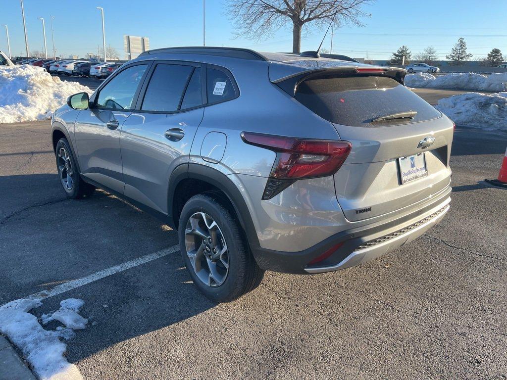 new 2025 Chevrolet Trax car, priced at $25,655