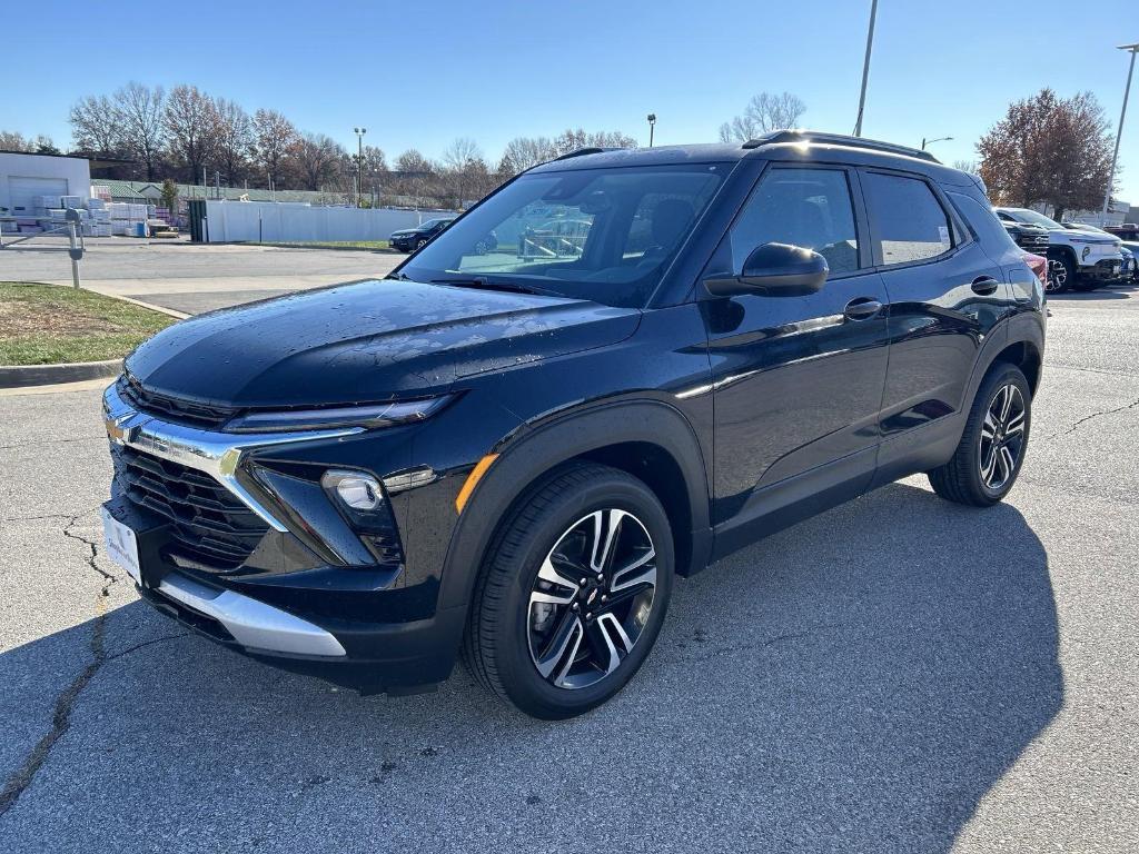 new 2025 Chevrolet TrailBlazer car, priced at $25,943