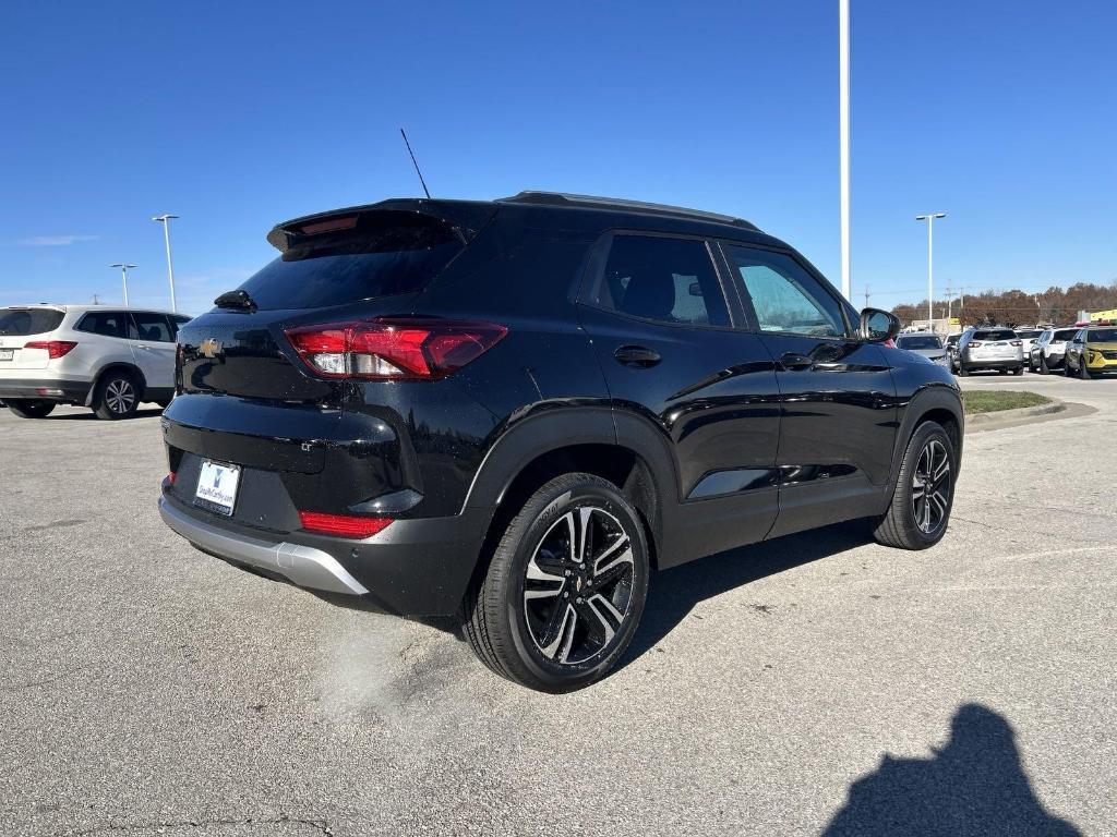 new 2025 Chevrolet TrailBlazer car, priced at $25,943