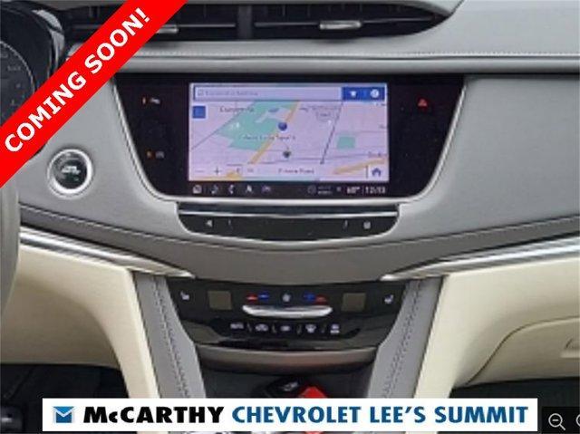 used 2022 Cadillac XT5 car, priced at $34,000