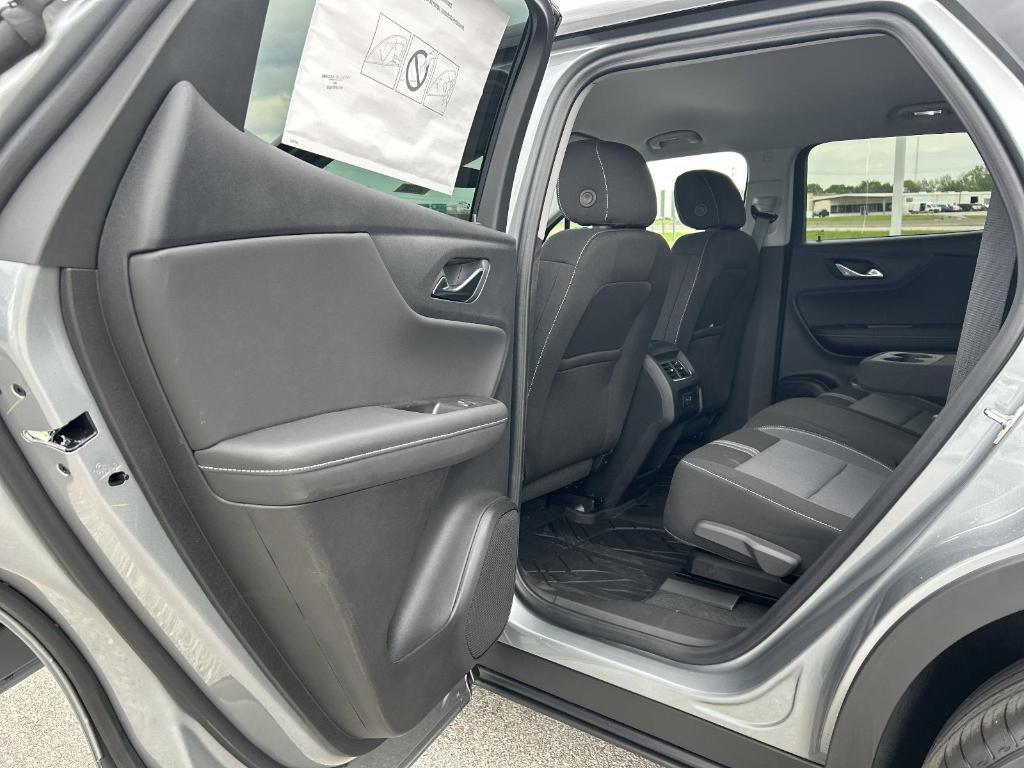 new 2025 Chevrolet Blazer car, priced at $38,265