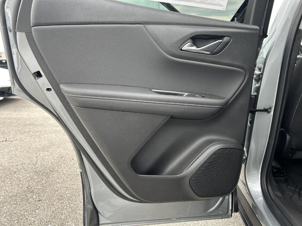 new 2025 Chevrolet Blazer car, priced at $38,265