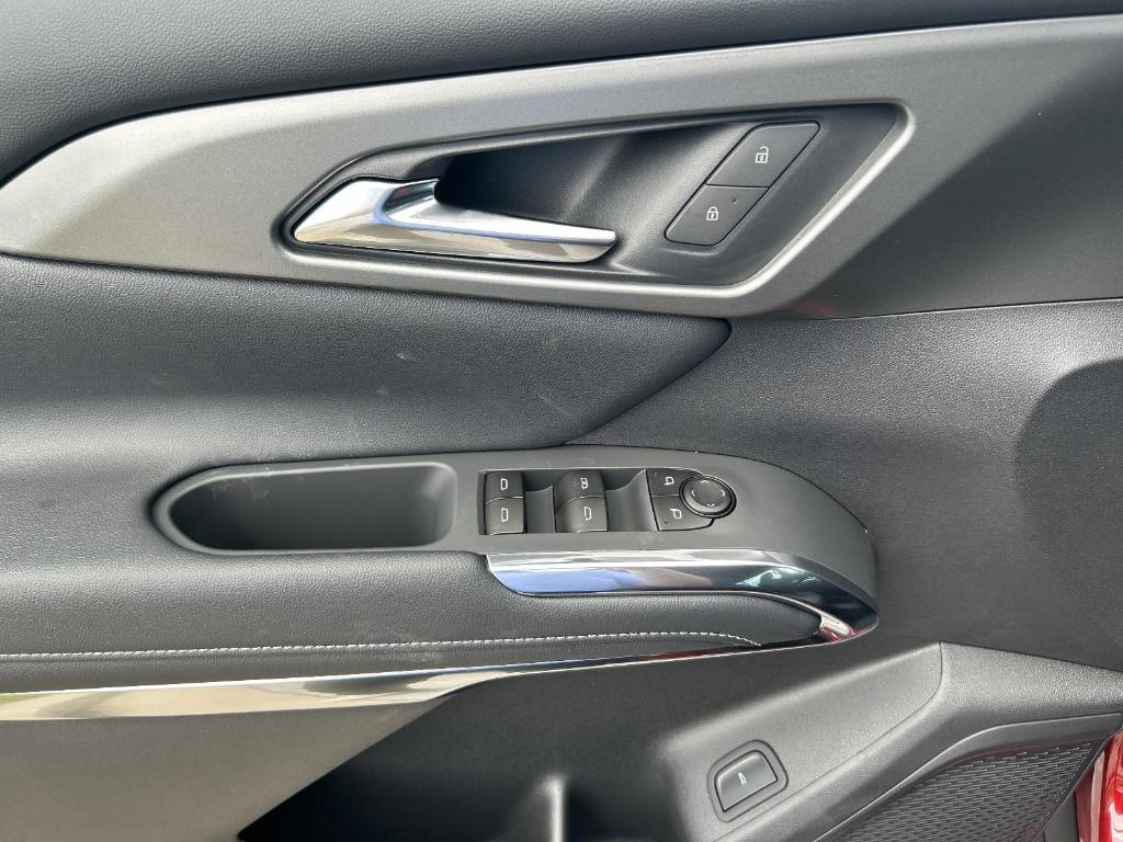 new 2025 Chevrolet Traverse car, priced at $47,825