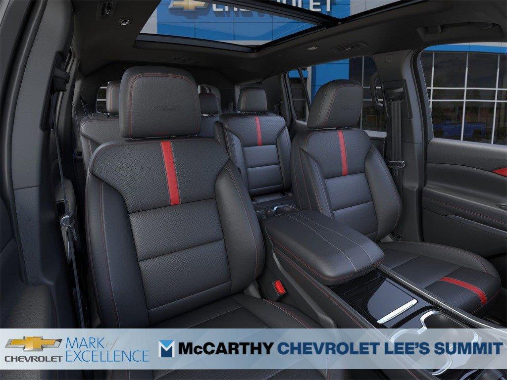 new 2025 Chevrolet Traverse car