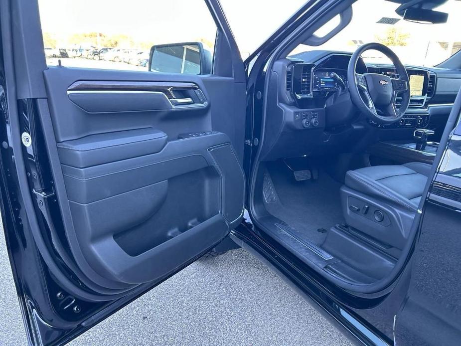 new 2025 Chevrolet Silverado 1500 car, priced at $59,811