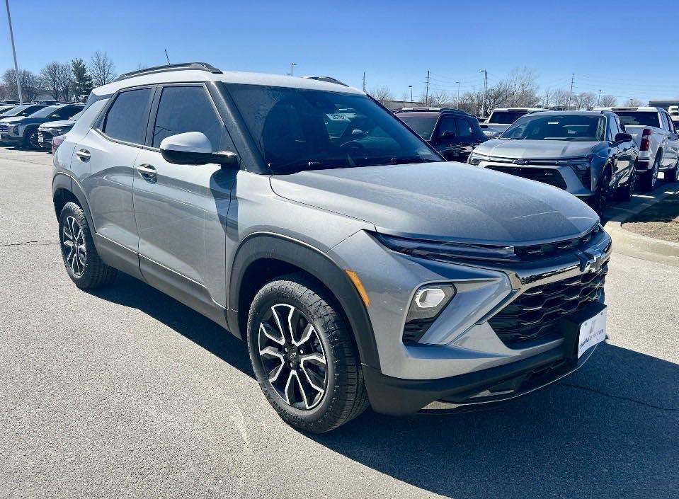 new 2025 Chevrolet TrailBlazer car