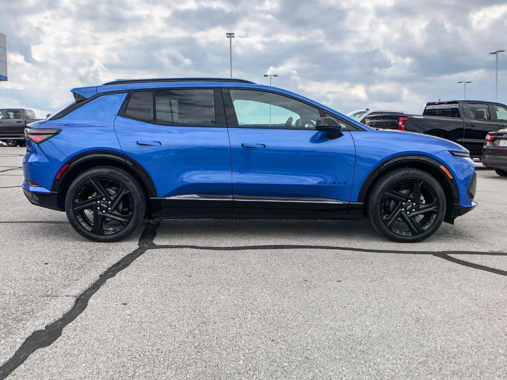 new 2025 Chevrolet Equinox EV car