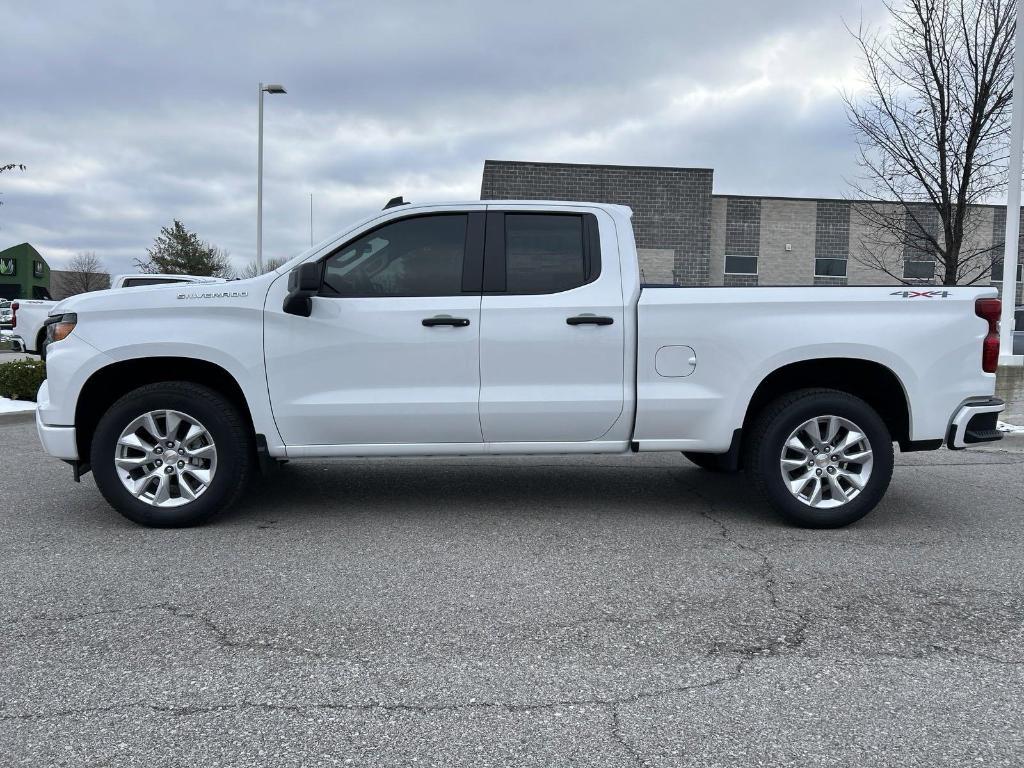 new 2025 Chevrolet Silverado 1500 car, priced at $42,700