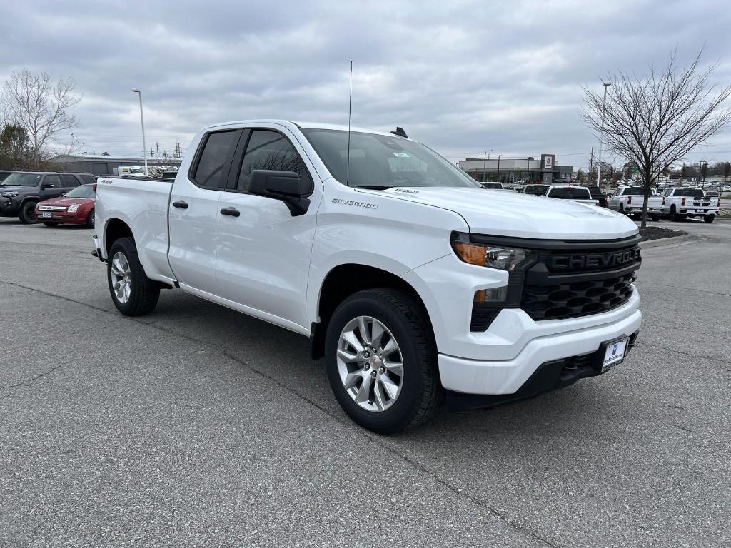 new 2025 Chevrolet Silverado 1500 car, priced at $42,700