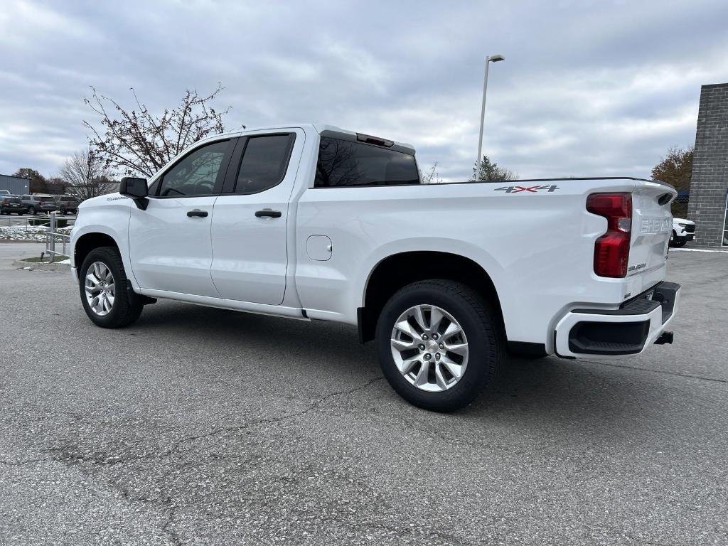 new 2025 Chevrolet Silverado 1500 car, priced at $42,700