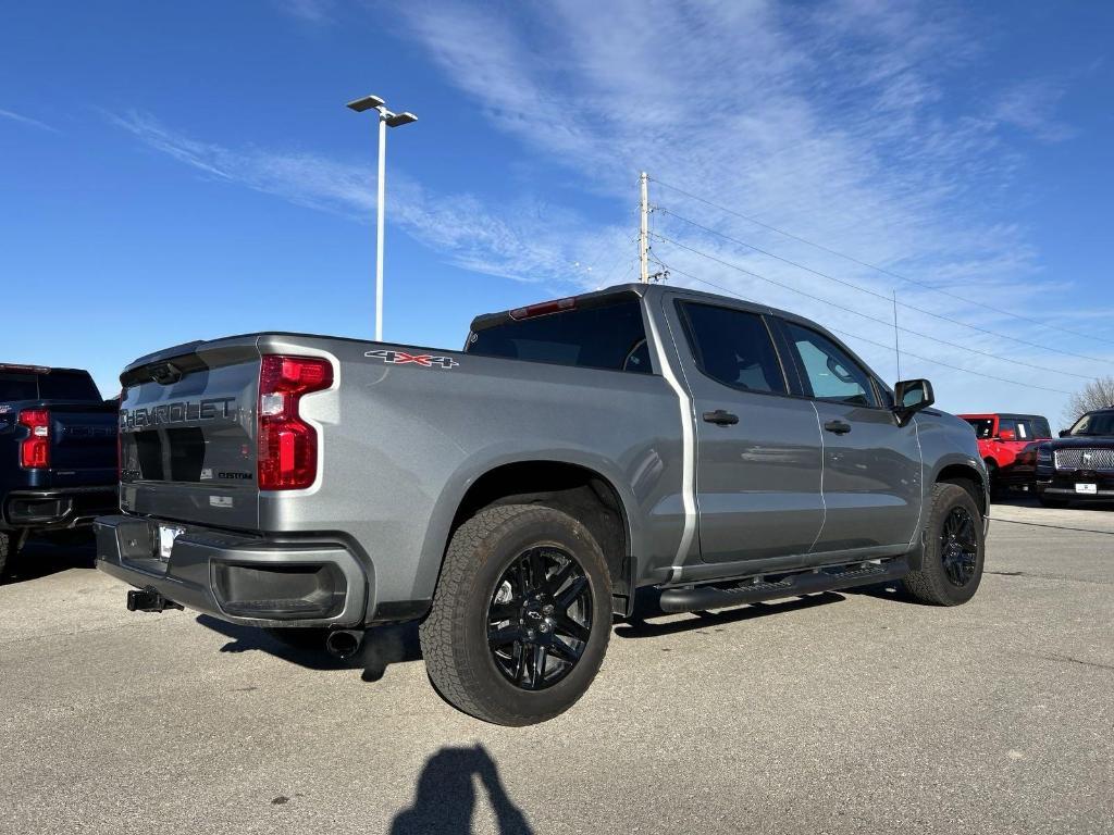 new 2024 Chevrolet Silverado 1500 car, priced at $43,930