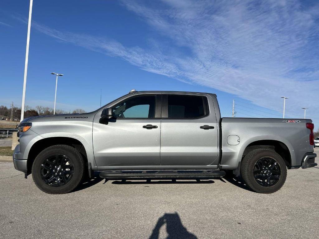 new 2024 Chevrolet Silverado 1500 car, priced at $43,930