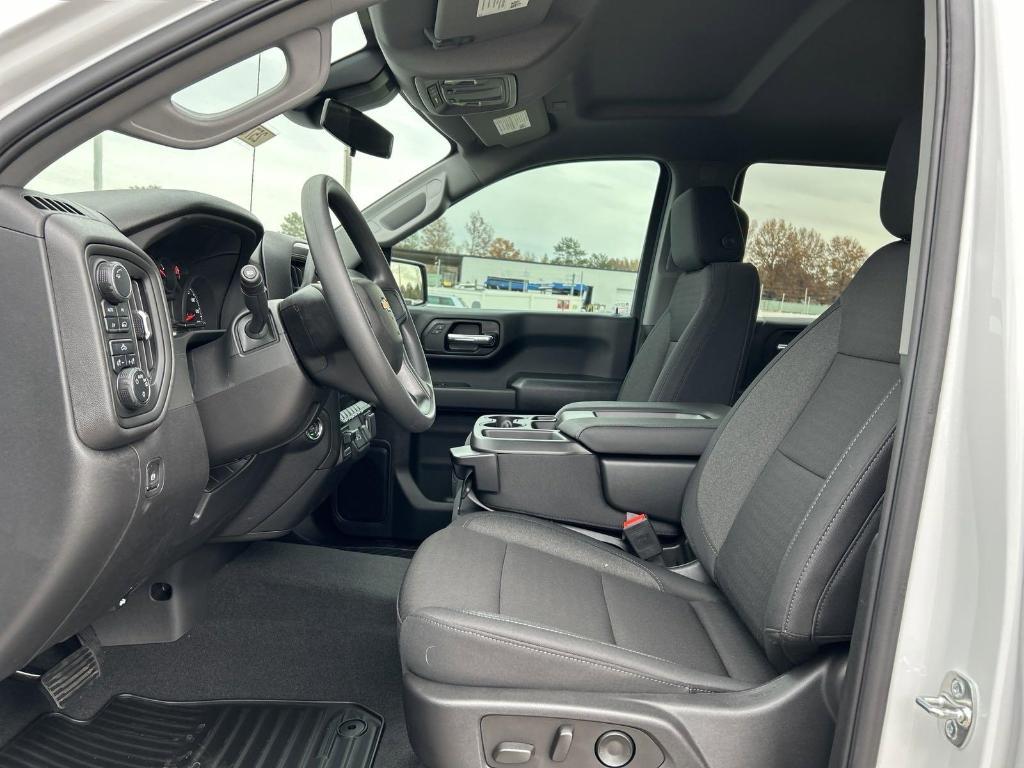 new 2025 Chevrolet Silverado 1500 car