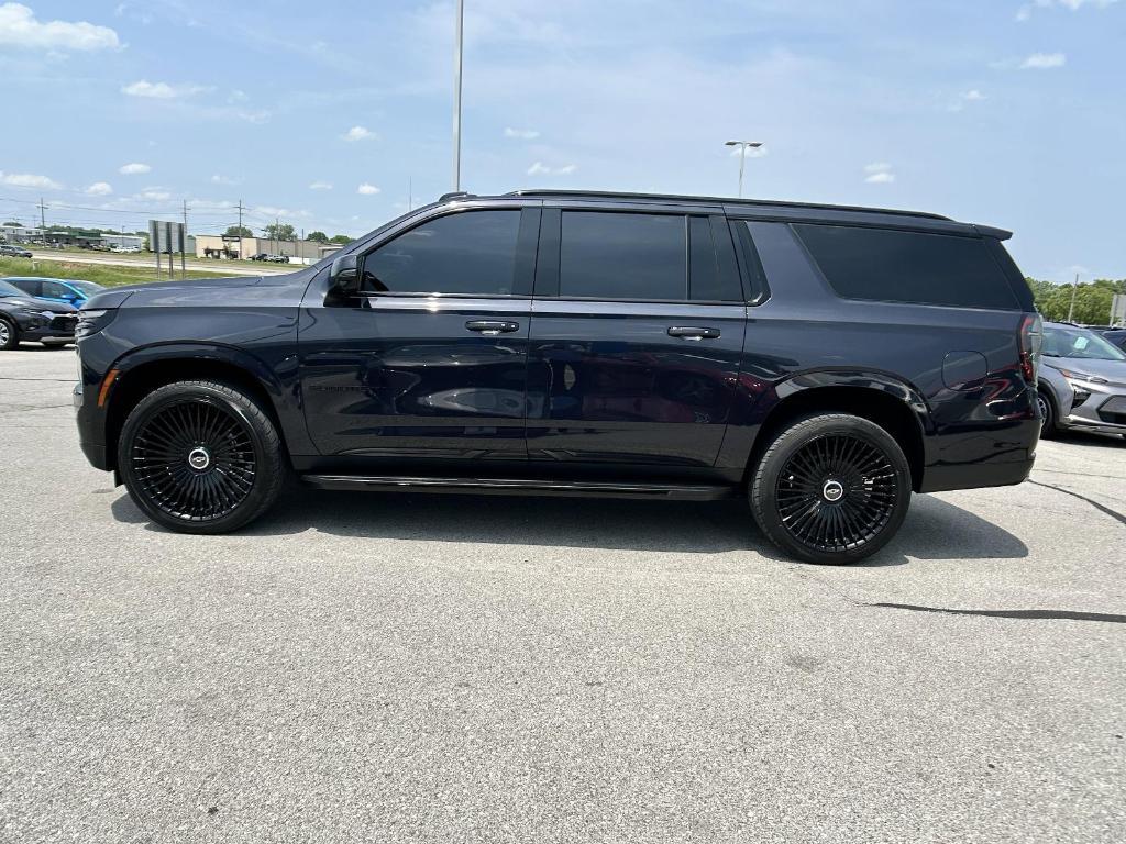 new 2025 Chevrolet Suburban car, priced at $85,815