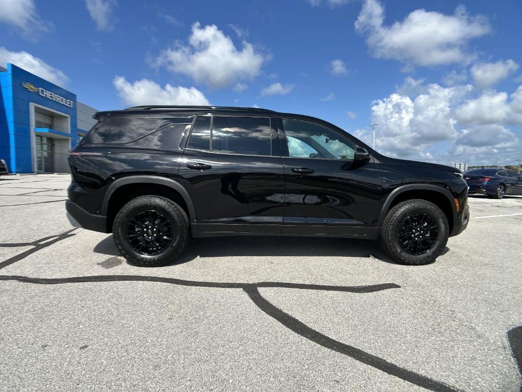 new 2025 Chevrolet Traverse car, priced at $57,130