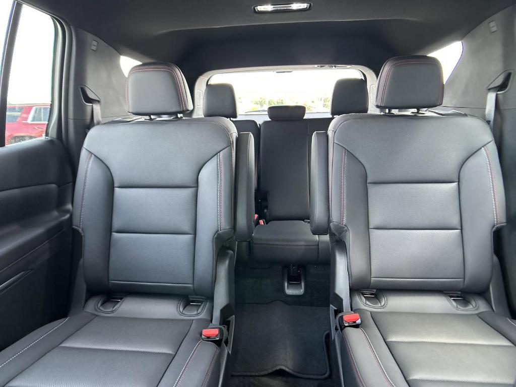 new 2025 Chevrolet Traverse car, priced at $57,130