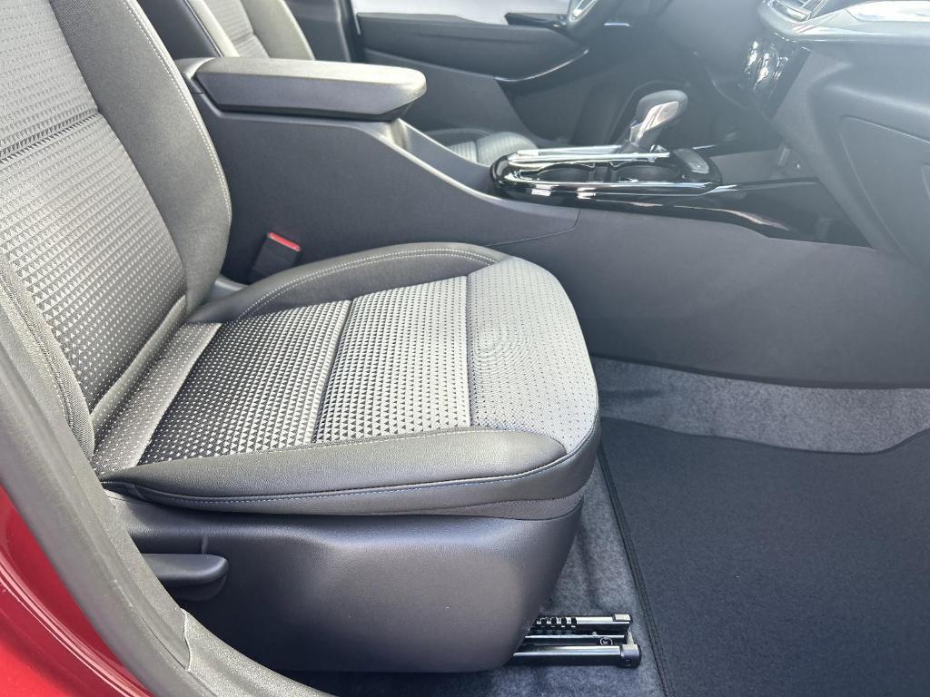 new 2025 Chevrolet Trax car, priced at $25,385