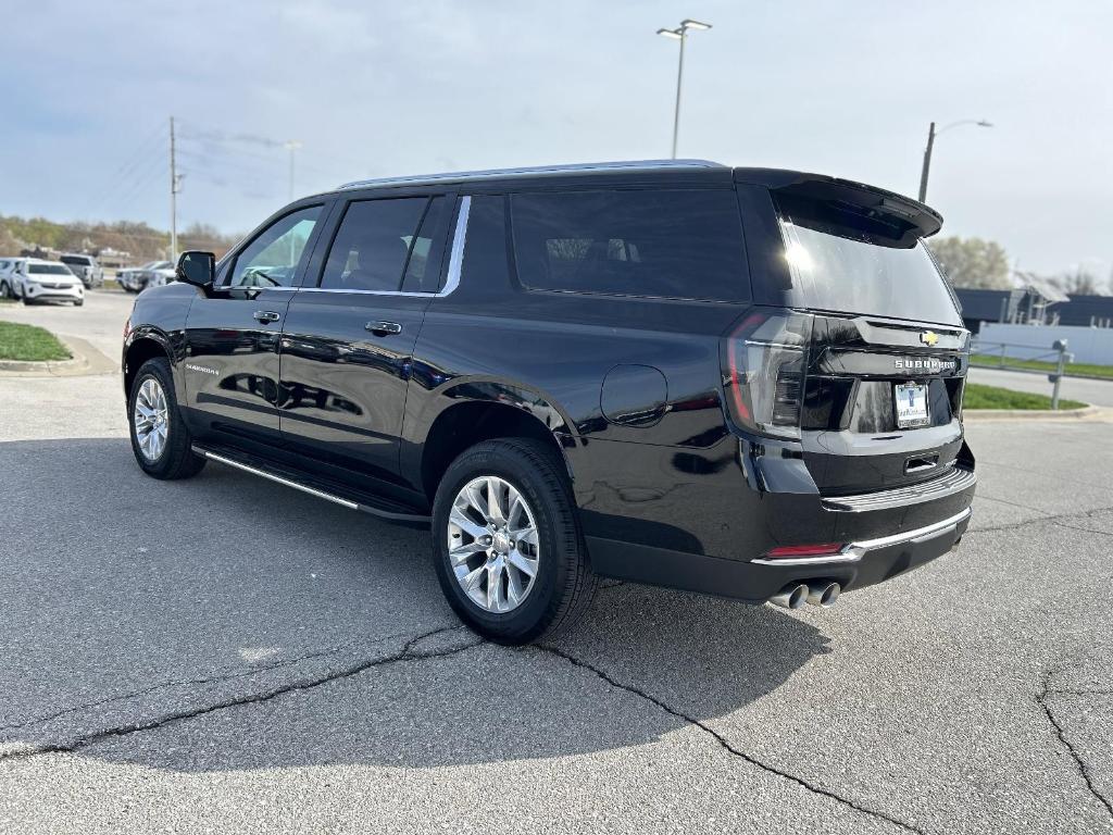 new 2025 Chevrolet Suburban car, priced at $78,595