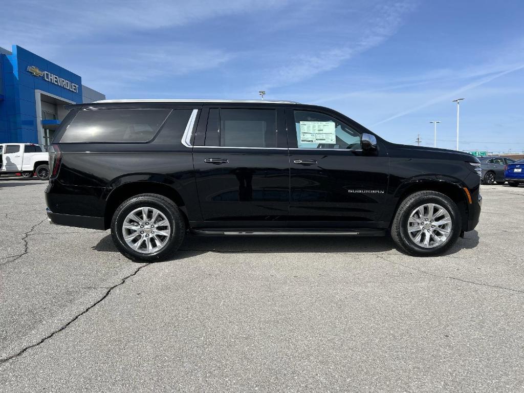 new 2025 Chevrolet Suburban car, priced at $78,595