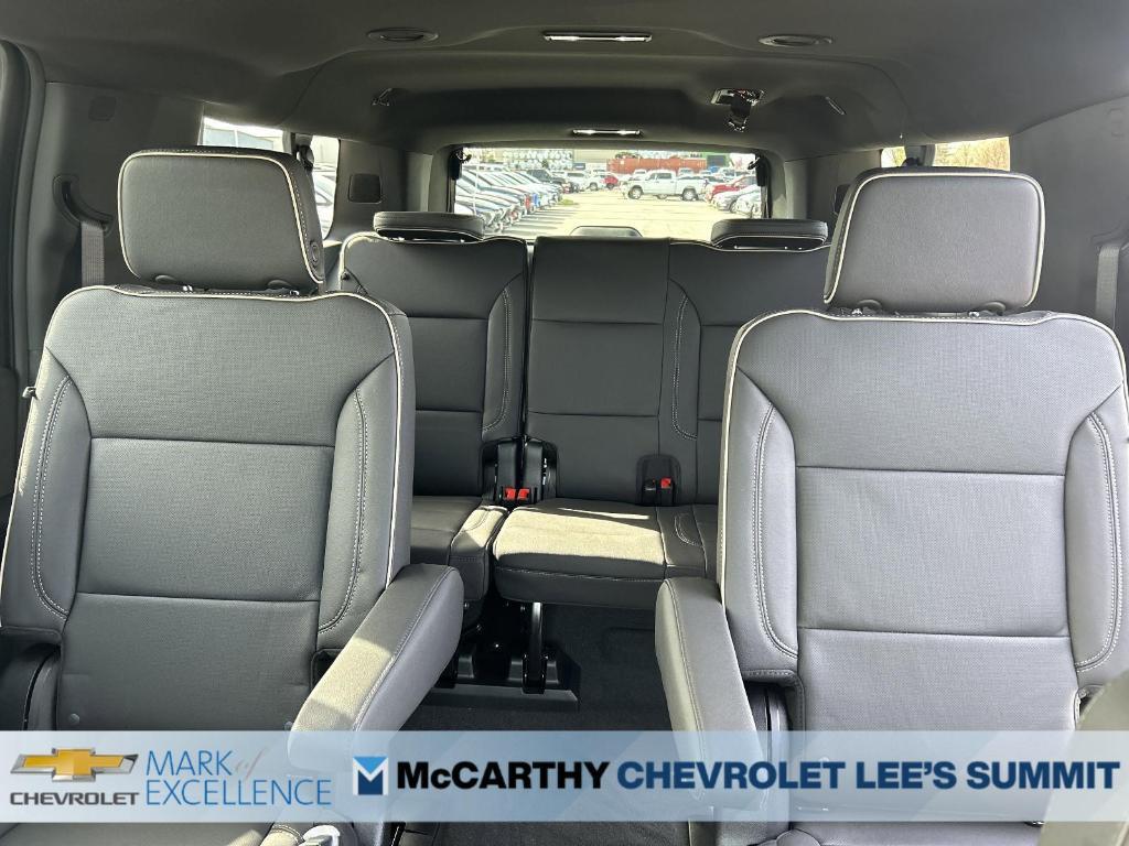 new 2025 Chevrolet Suburban car, priced at $76,595