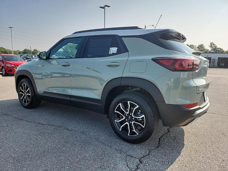 new 2025 Chevrolet TrailBlazer car, priced at $28,450