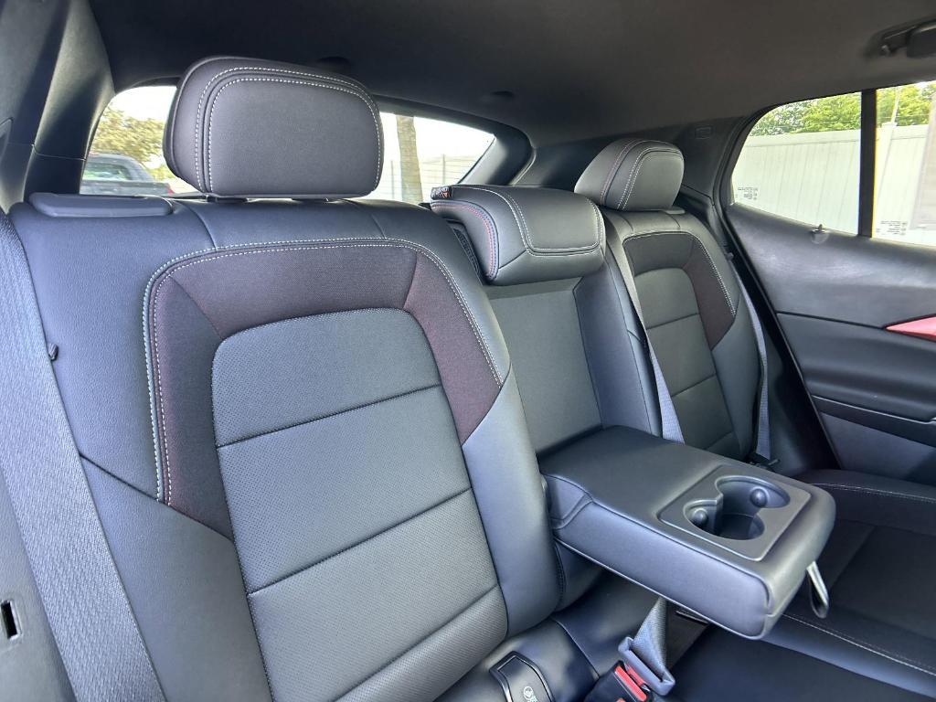 new 2025 Chevrolet Equinox EV car