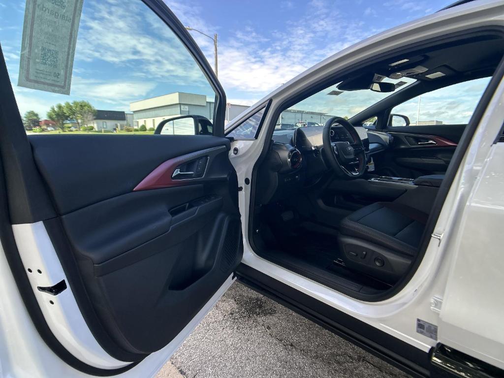 new 2025 Chevrolet Equinox EV car