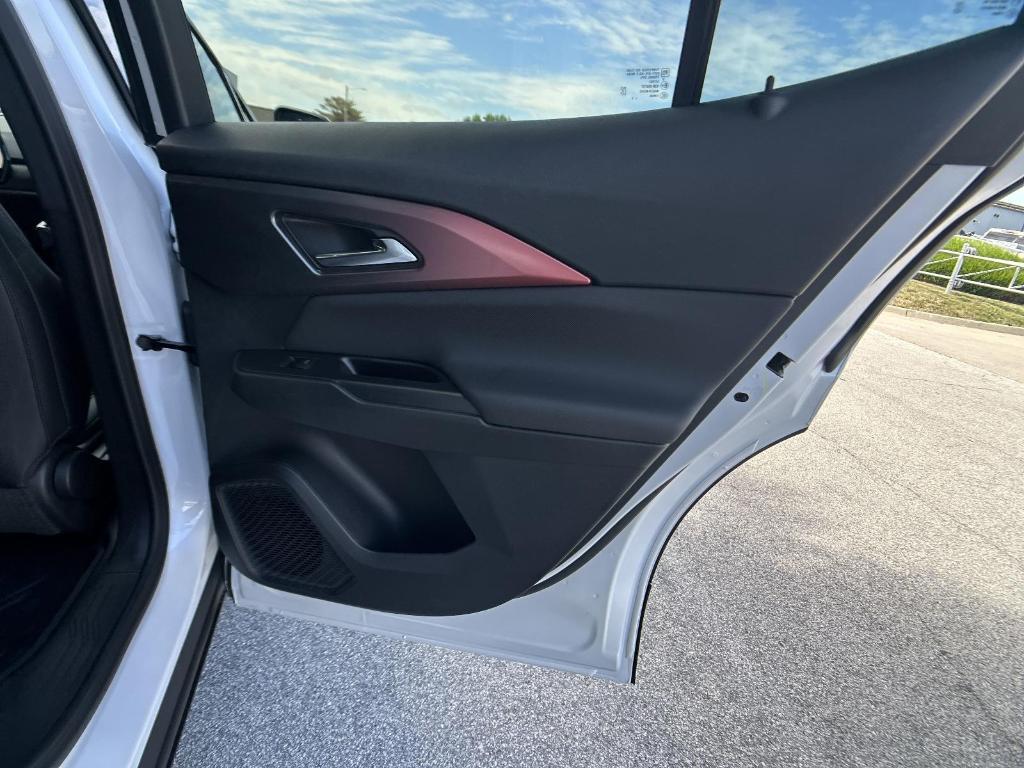 new 2025 Chevrolet Equinox EV car