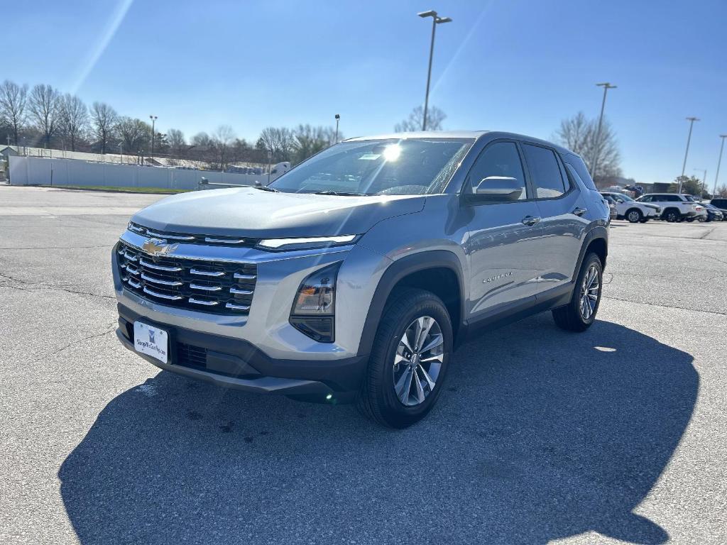 new 2025 Chevrolet Equinox car, priced at $29,495