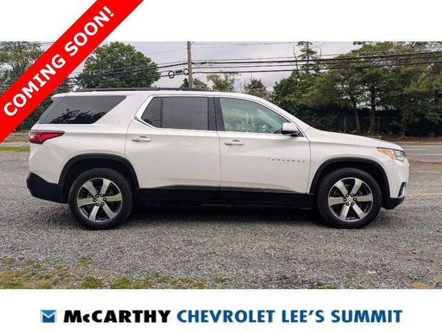 used 2021 Chevrolet Traverse car, priced at $23,300