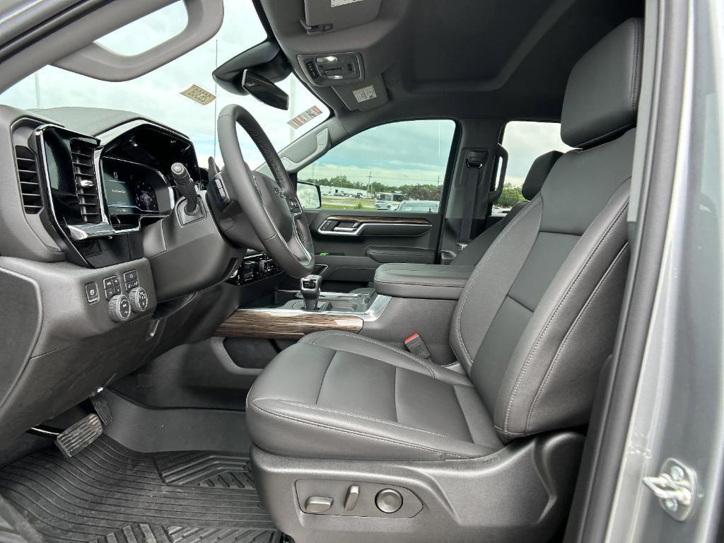 new 2025 Chevrolet Silverado 1500 car, priced at $63,770