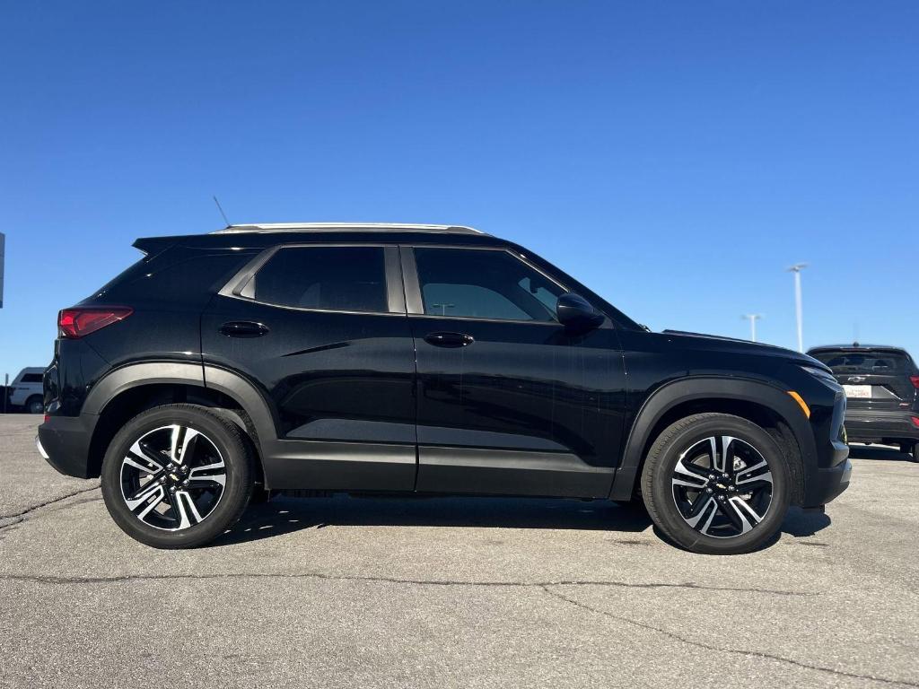 new 2025 Chevrolet TrailBlazer car, priced at $26,720