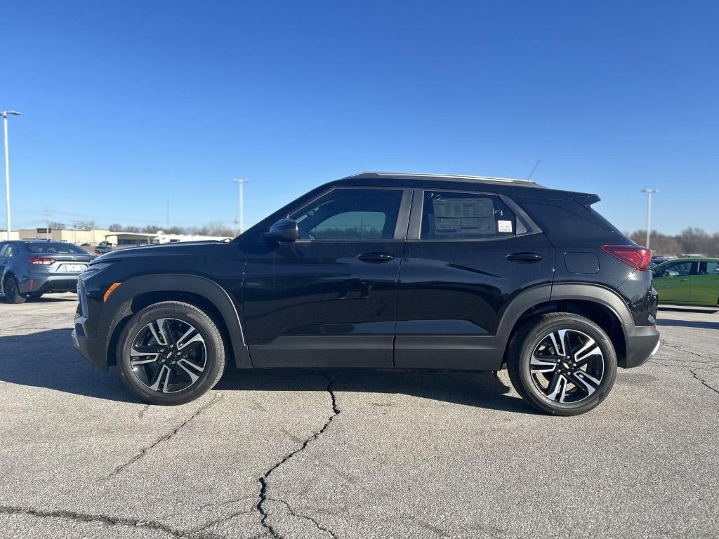 new 2025 Chevrolet TrailBlazer car, priced at $26,720