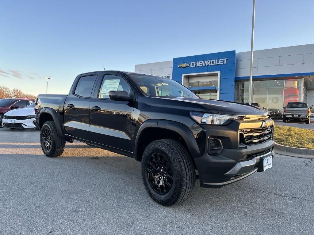 new 2025 Chevrolet Colorado car, priced at $45,495