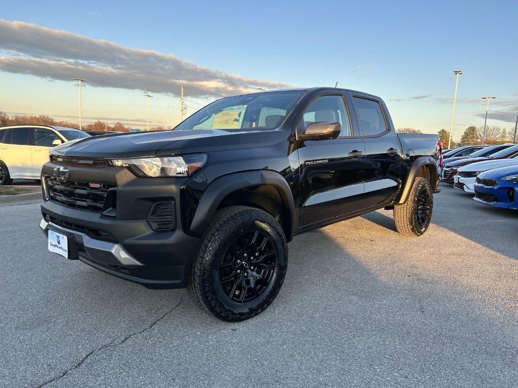 new 2025 Chevrolet Colorado car, priced at $45,495