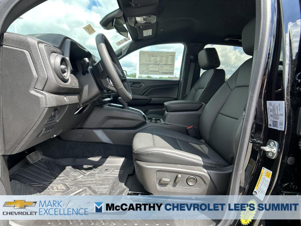 new 2025 Chevrolet Colorado car, priced at $48,215