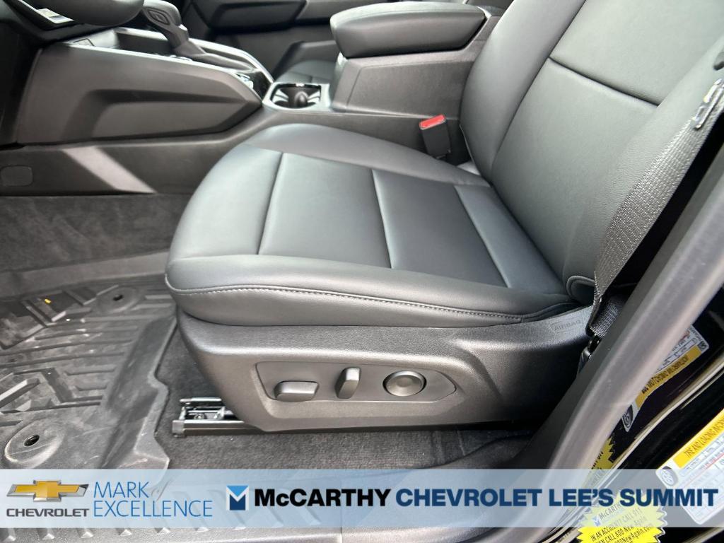 new 2025 Chevrolet Colorado car, priced at $48,215