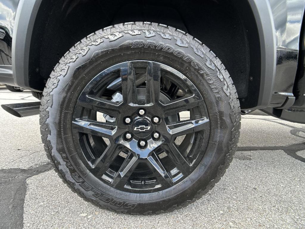new 2025 Chevrolet Colorado car, priced at $49,715