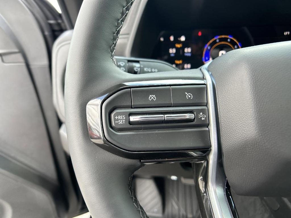 new 2025 Chevrolet Colorado car, priced at $49,715