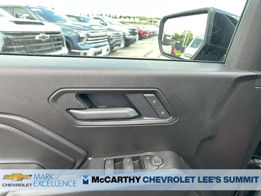 new 2025 Chevrolet Colorado car, priced at $48,215