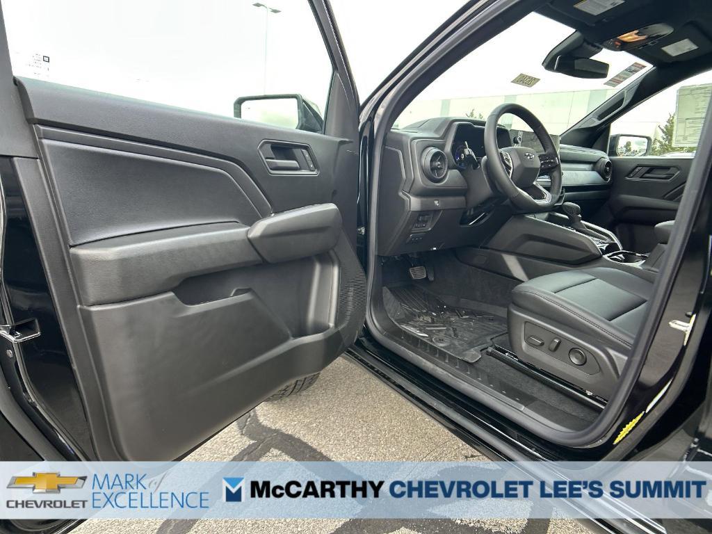 new 2025 Chevrolet Colorado car, priced at $48,215
