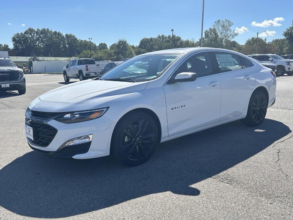 new 2025 Chevrolet Malibu car, priced at $29,307