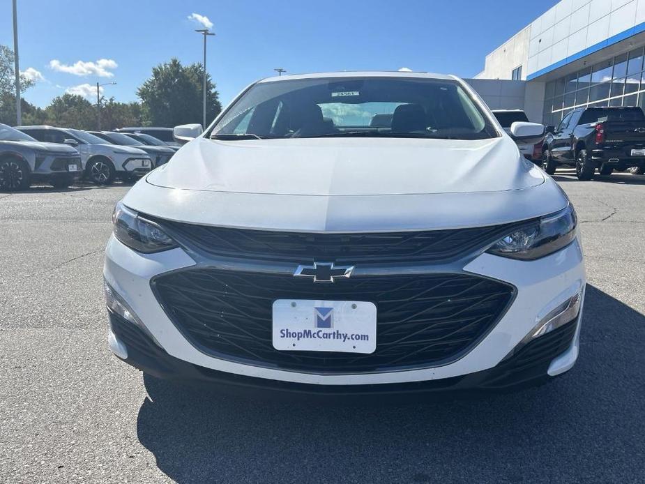 new 2025 Chevrolet Malibu car, priced at $29,307