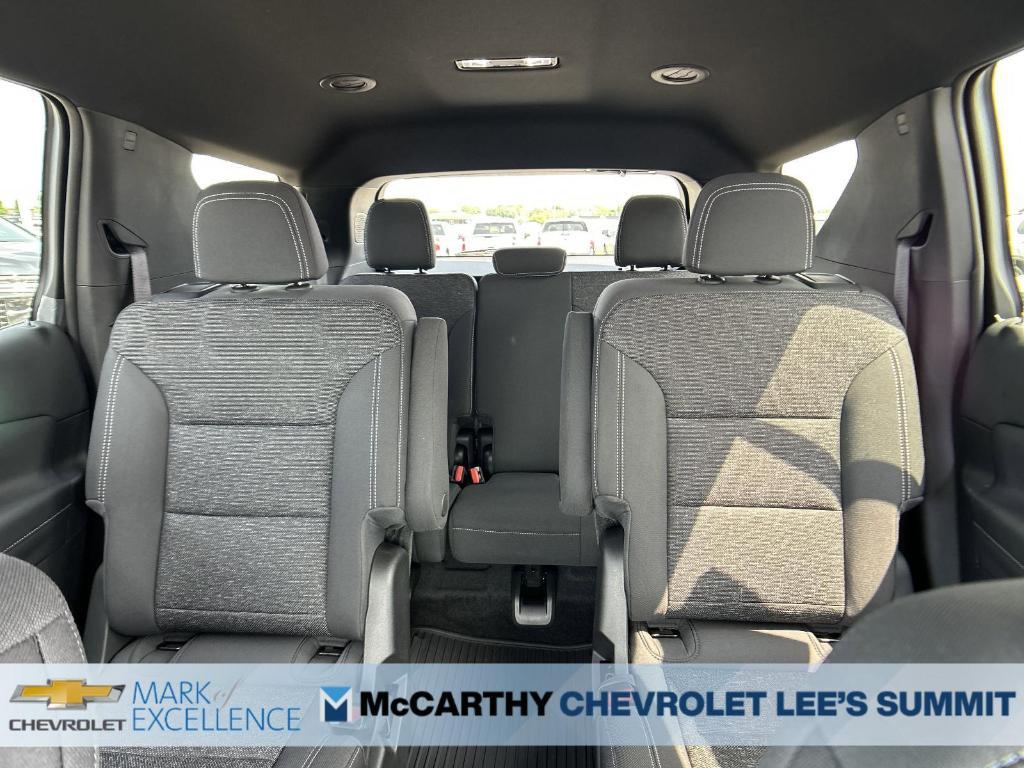 new 2025 Chevrolet Traverse car, priced at $43,000
