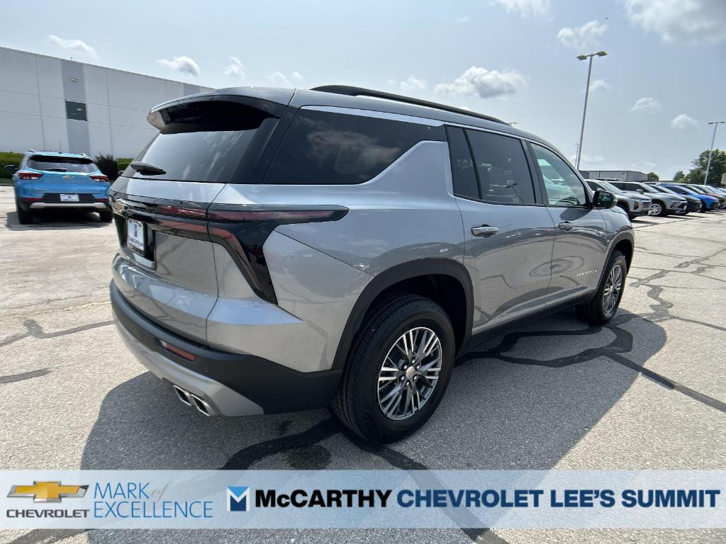 new 2025 Chevrolet Traverse car, priced at $43,000