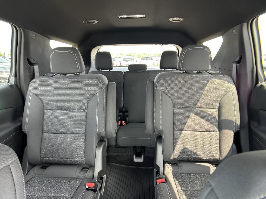 new 2025 Chevrolet Traverse car, priced at $44,545